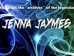 Jenna Jaymes, MILF mature avec de gros seins, suce une énorme bite et se fait couvrir de sperme en HD